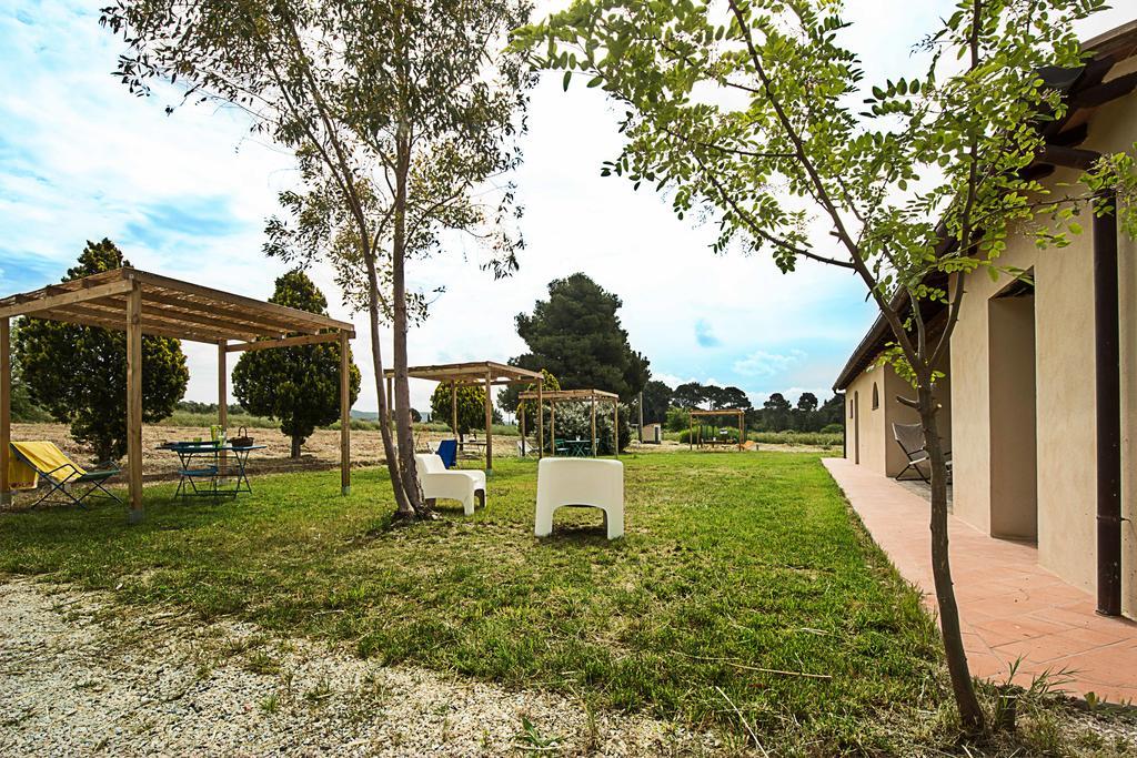 Agriturismo Poggio Agli Ulivi Riotorto Exterior photo